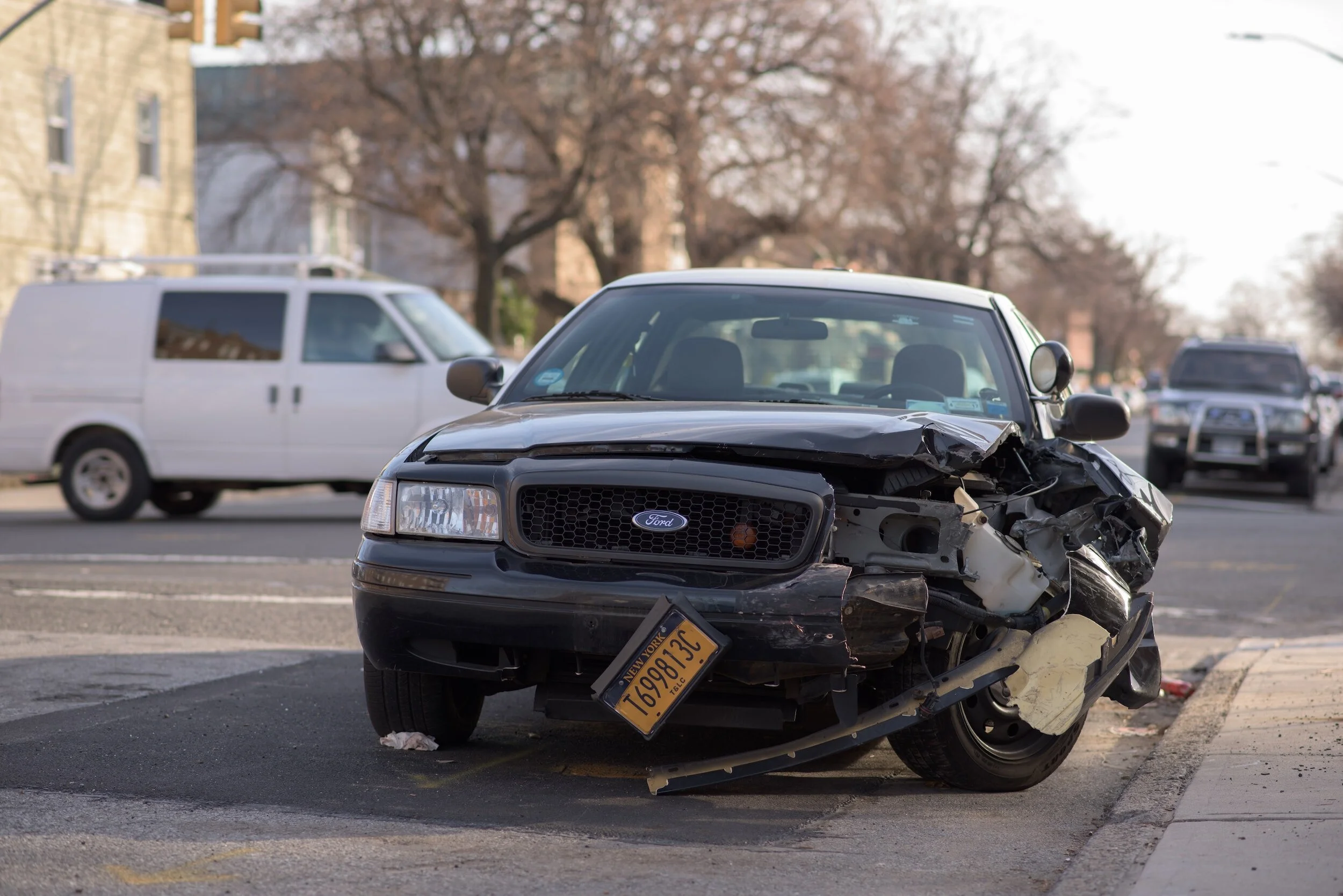 Legal Insights Into Hit-And-Run Accidents | Юридические аспекты аварий с наездами | yourlawyeralex.com