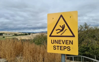 How Contributory Negligence Applies in Slip and Fall Cases