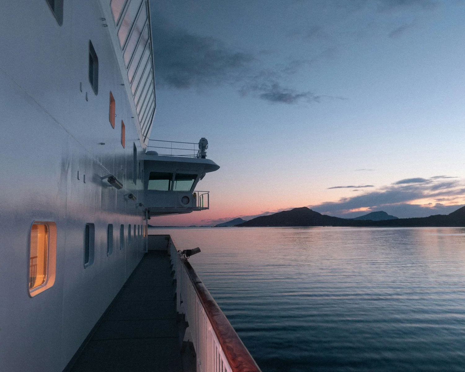 navigating-legal-waters-after-a-cruise-ship-injury-translation-jlrge Navigating Legal Waters After a Cruise Ship Injury