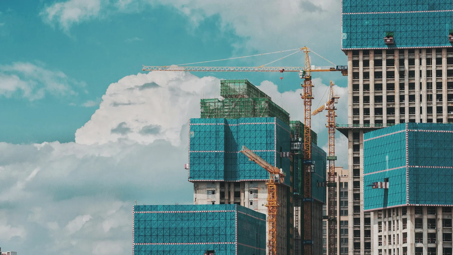 what-to-do-after-a-trip-and-fall-caused-by-a-building-flaw-russian